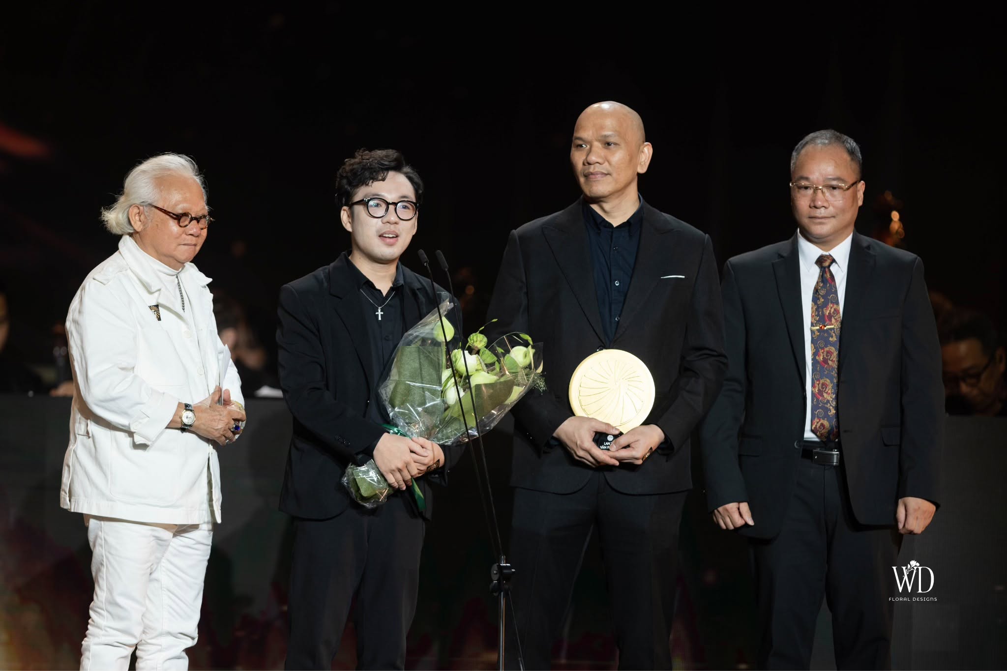Thiết kế hoa sự kiện bởi WD Florist Vietnam